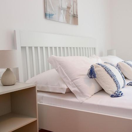 Sailing Apartment By Wonderful Italy Беладжо Екстериор снимка