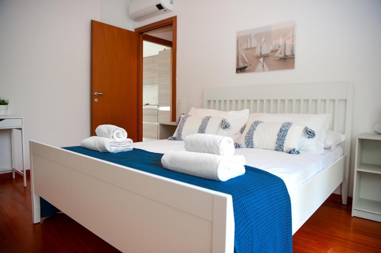 Sailing Apartment By Wonderful Italy Беладжо Екстериор снимка